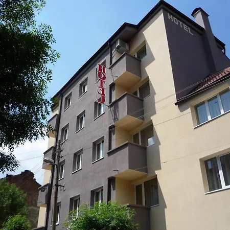 Hostel Sylvia *